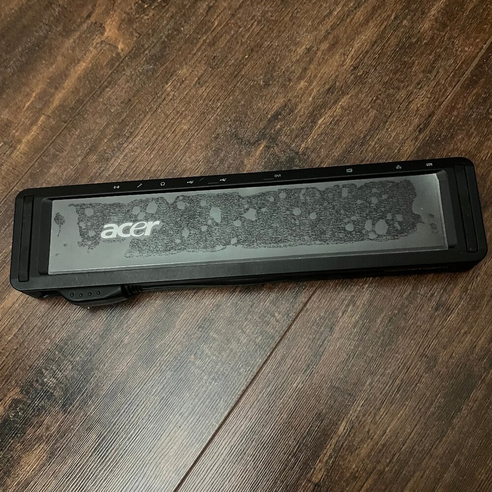 Acer Easyport IV Docking Station  NEW